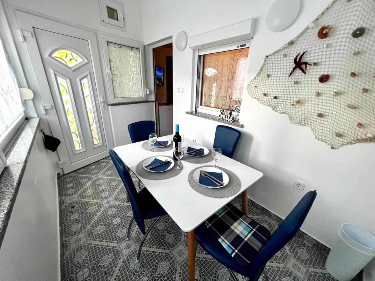 Apartman Dino Fazana Ngoại thất bức ảnh