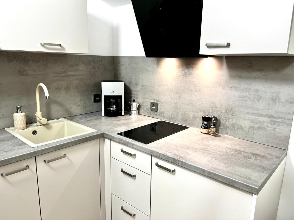 Apartman Dino Fazana Ngoại thất bức ảnh